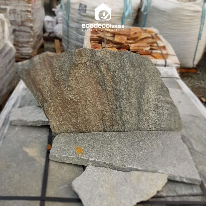 Gri de Creta – Piatră poligonală mare